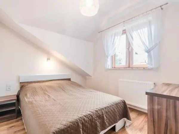 Magnat Ubytování v soukromí Rowy (Pomerania)